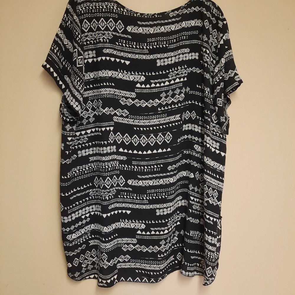 Spense Semi-sheer Top - Picture 2 of 2